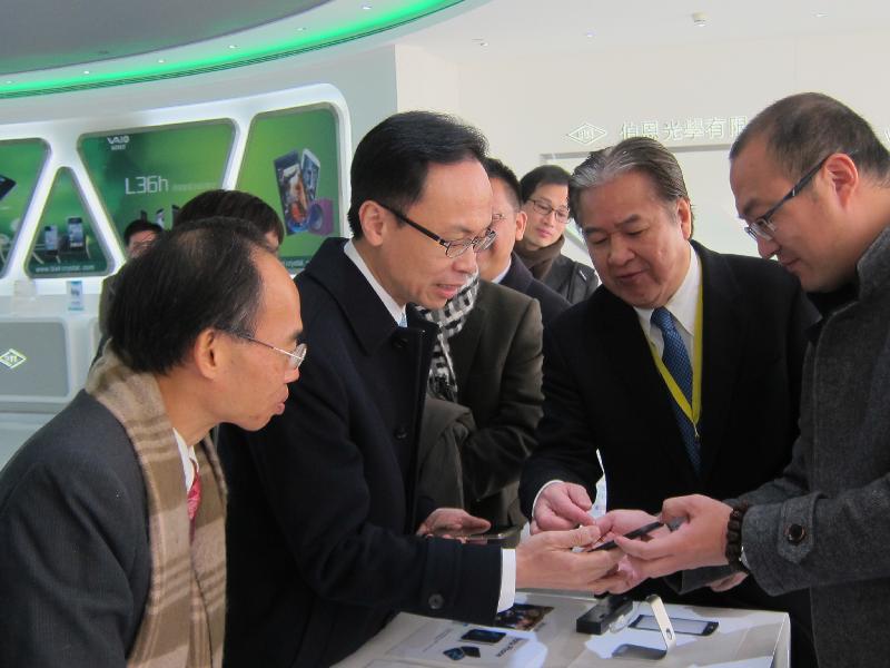 政制及内地事务局局长展开访问惠州和东莞行程