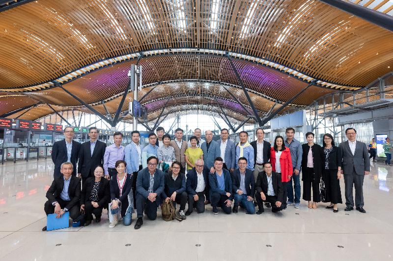 LegCo Panel on Transport visits Hong Kong Section of the Hong Kong-Zhuhai-Macao Bridge