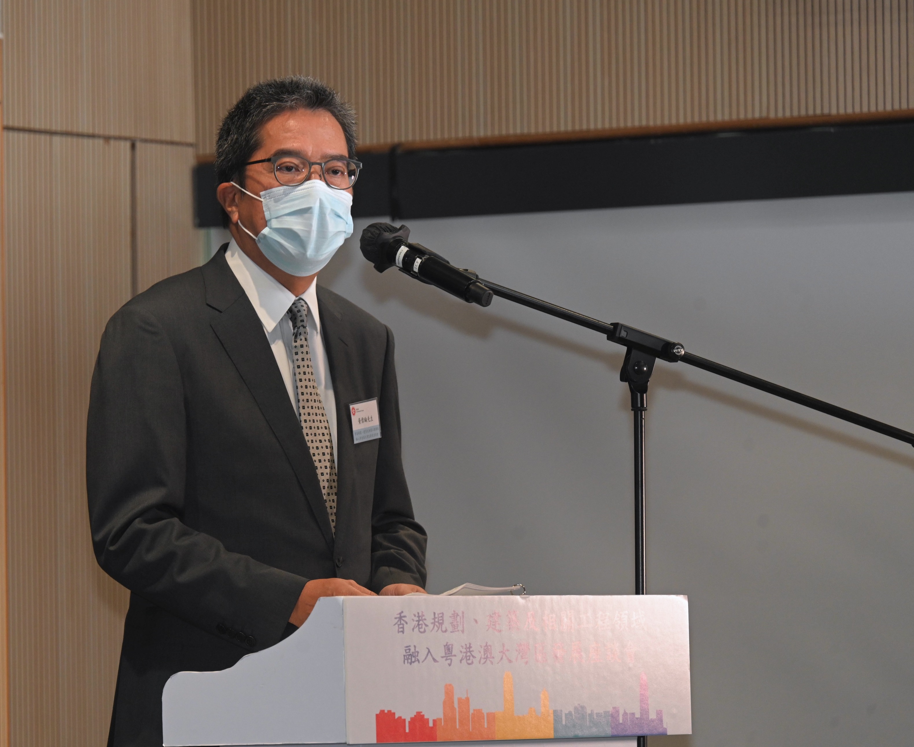 建築及工程相關專業服務